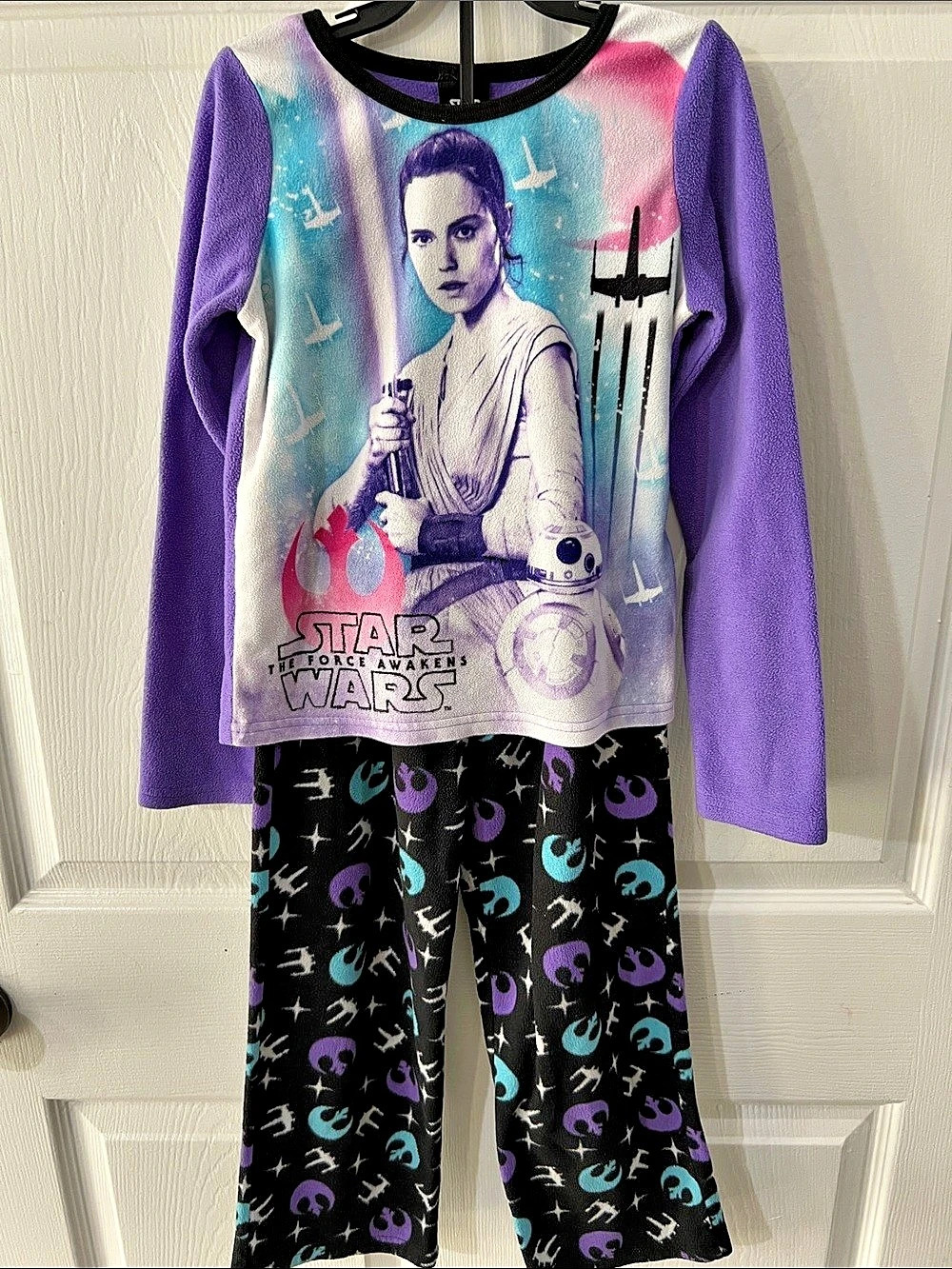 Star Wars The Force Awakens Rey & BB-8 Fleece Pajama Set